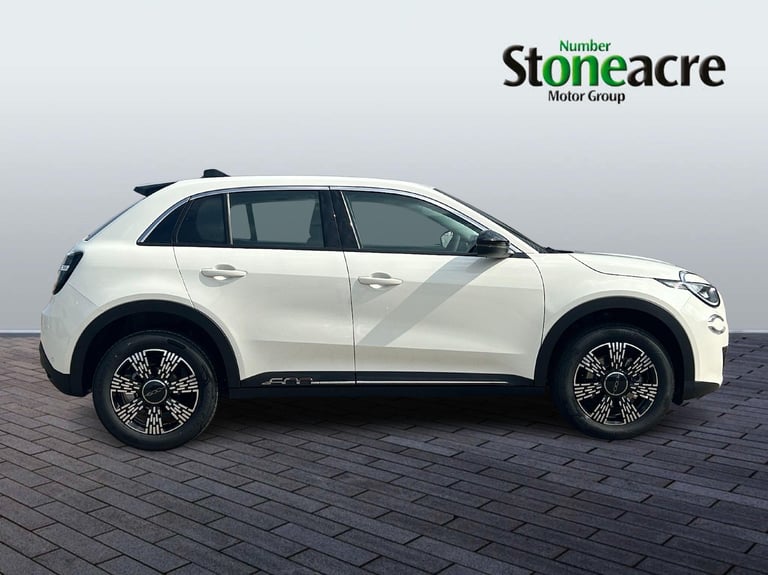 2025 Fiat 600 1.2 MHEV SUV 5dr Petrol Hybrid e-DCT Euro 6 (s/s) (100 ps) HATCHBACK Petrol/Electri...