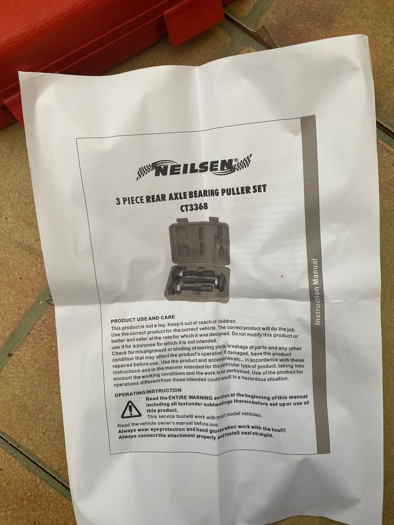 Neilsen rear axle bearing puller set