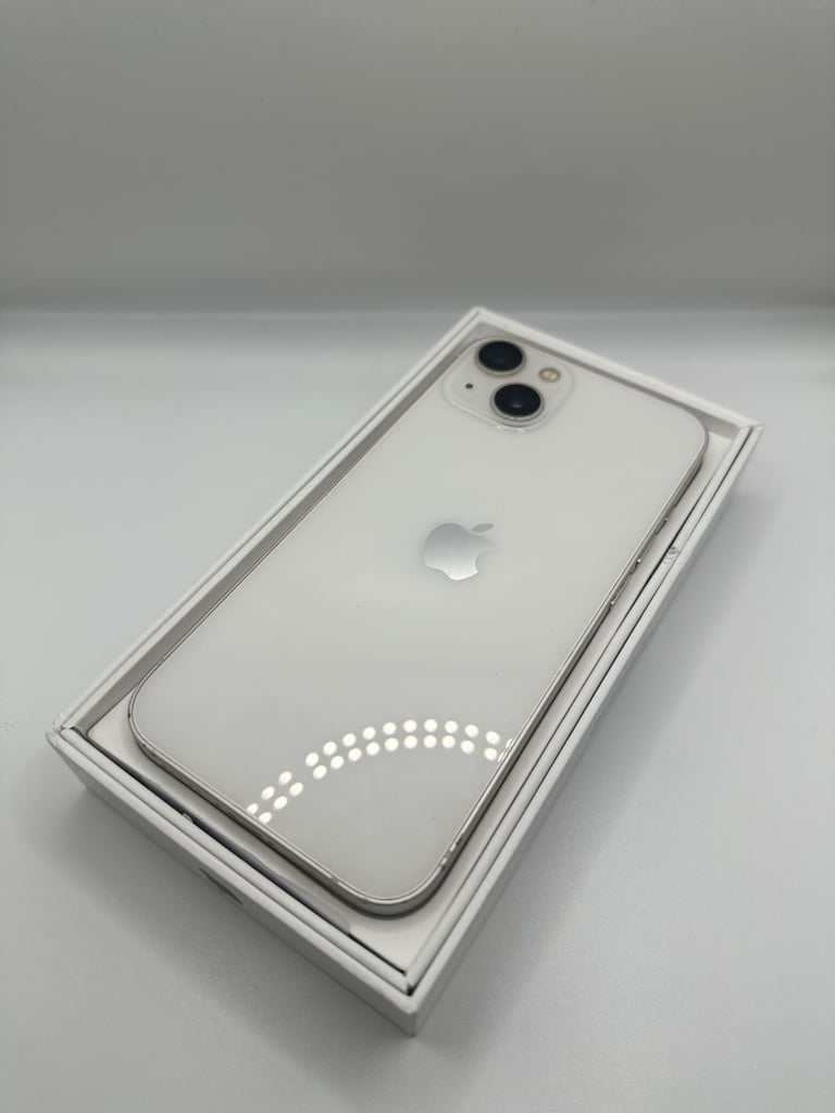 PRISTINE: Apple iPhone 13, 128gb, White (UNLOCKED)