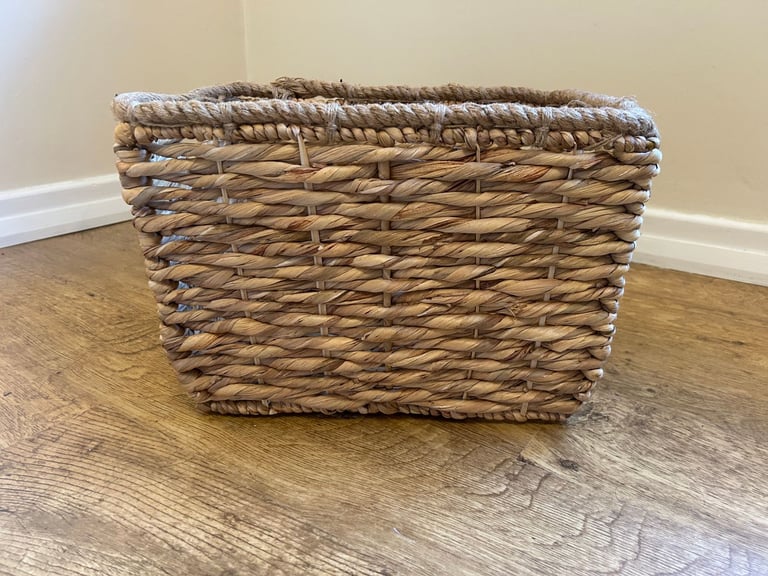 Wicker Organiser Basket, woven around sturdy metal frame