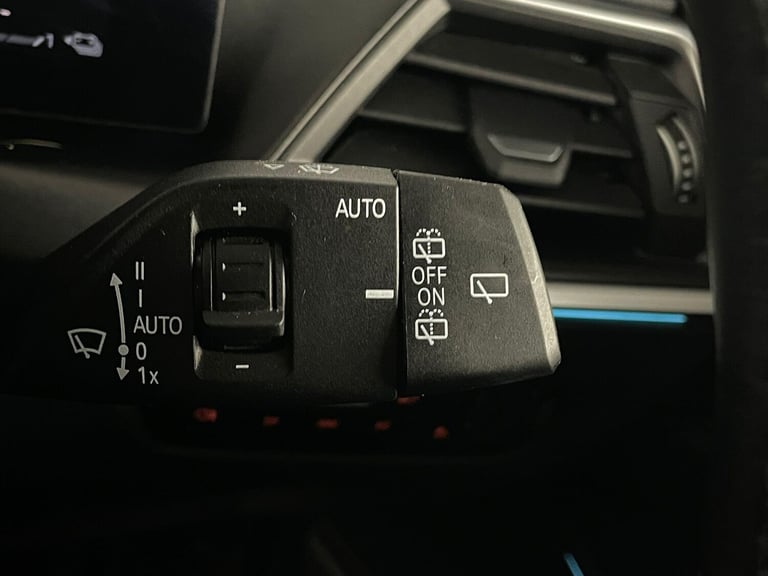 2022 BMW 3 Series 2.0 330e 12kWh M Sport Touring Auto xDrive Euro 6 (s/s) 5dr ESTATE Petrol/Elect...