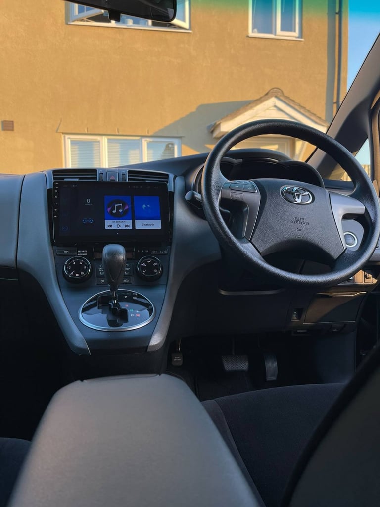 Toyota, 2011, 2360 (cc)