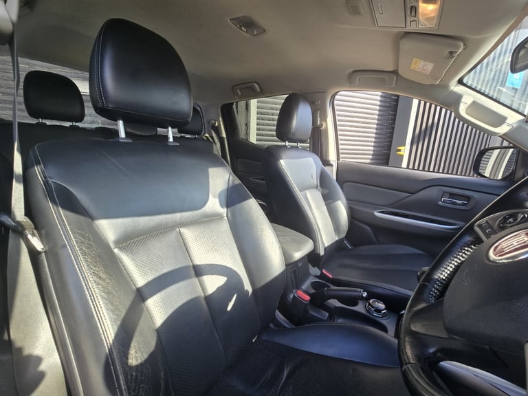 FIAT FULLBACK 2.4 Fullback Double Cab 2.4 180hp D-cab 6spd Manual Lx 2017