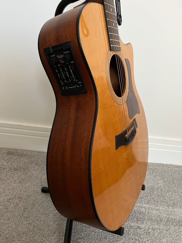 Taylor Guitar 314 CE