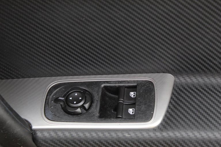 2009 Alfa Romeo MiTo 1.4 TB Lusso Euro 4 3dr HATCHBACK Petrol Manual