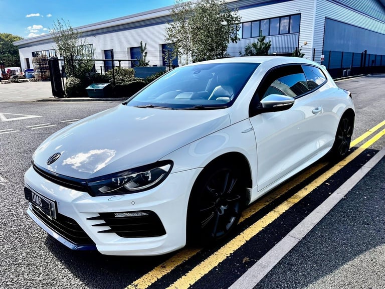 2015 Volkswagen Scirocco 2.0 TSI BlueMotion Tech R DSG Euro 6 (s/s) 3dr COUPE Petrol Automatic