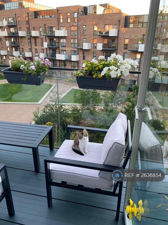 2 bedroom flat in Station Approach, London, SE26 (2 bed) (#2636854)