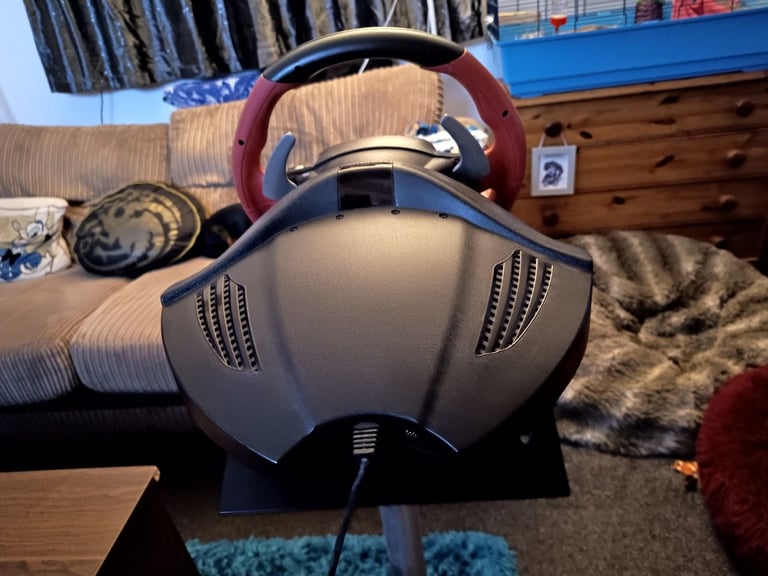 Thrustmaster Ferrari 458 Spider Racing Wheel Xbox and stand