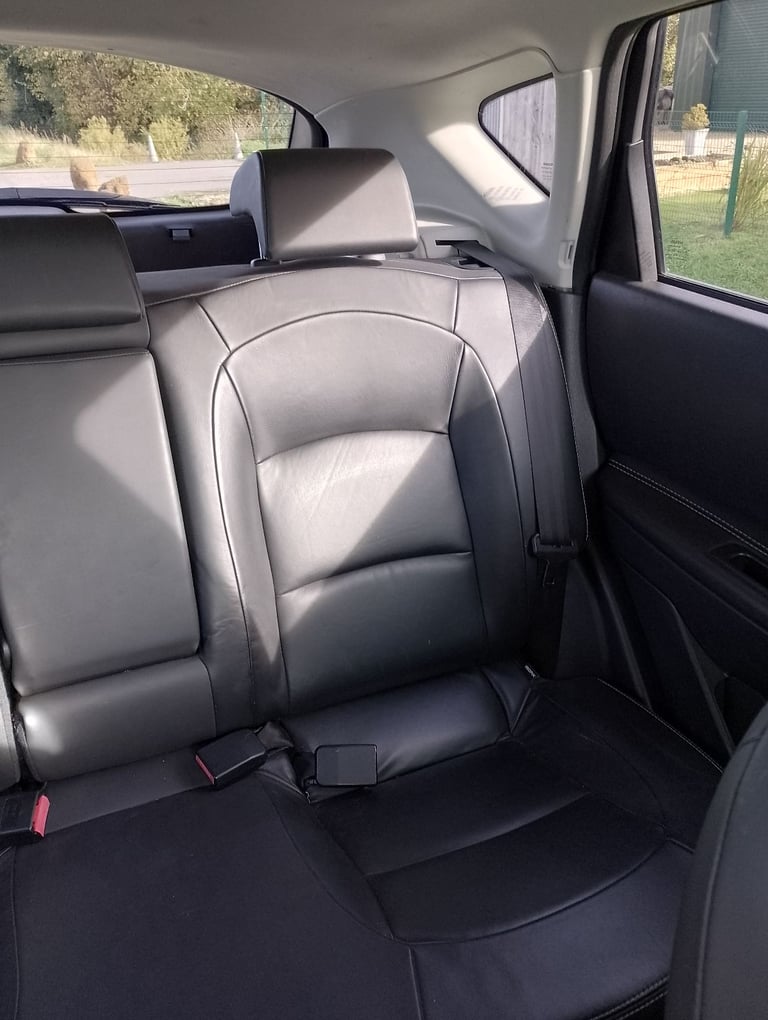 Nissan, QASHQAI, Hatchback, 2011, Manual, 1995 (cc), 5 doors 4WD