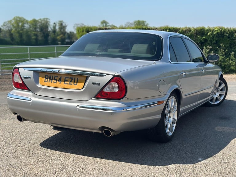  Jaguar XJ 4.2 XJ8 SE 4dr Petrol Automatic