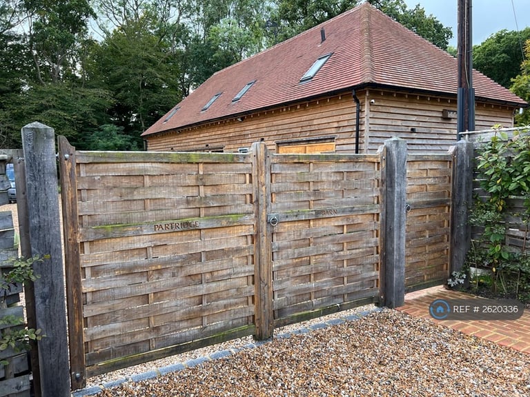 3 bedroom house in Starvecrow Lane, Peasmarsh, Rye, TN31 (3 bed) (#2620336)