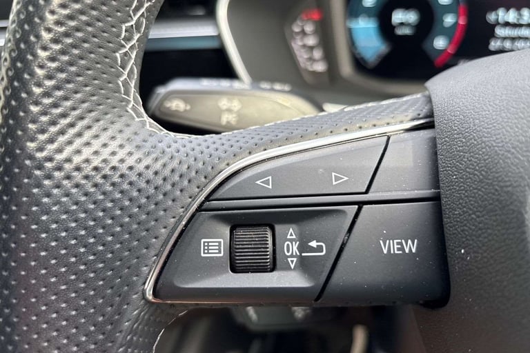 2023 Audi Q3 35 TFSI S Line 5dr S Tronic SUV Petrol Automatic