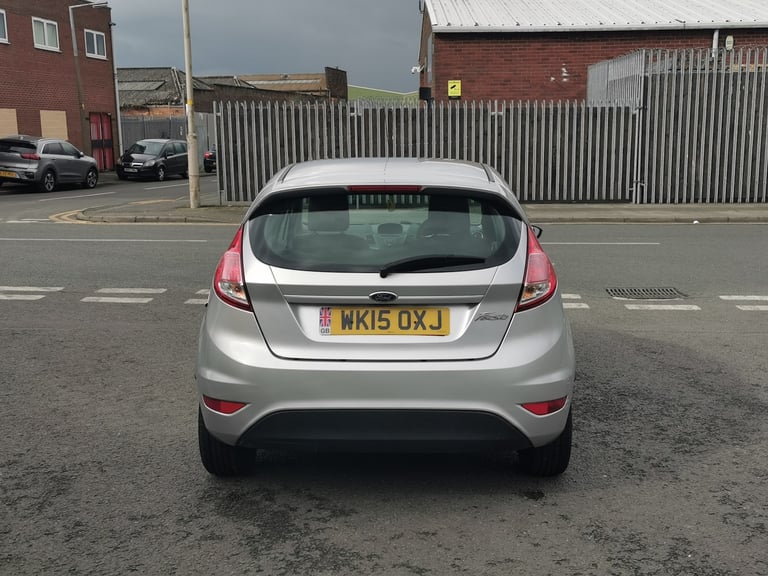 2015 Ford Fiesta 1.5 TDCi Style 5dr HATCHBACK Diesel Manual