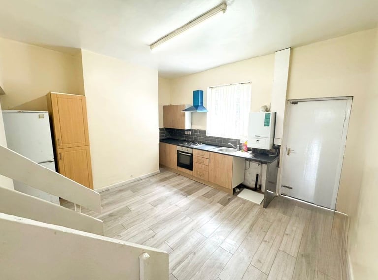 Single Room Available To Rent In Manchester 