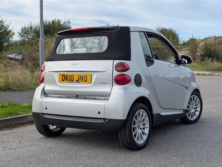 2010 smart fortwo 1.0 MHD Passion Cabriolet SoftTouch Euro 5 (s/s) 2dr CONVERTIBLE Petrol Automatic