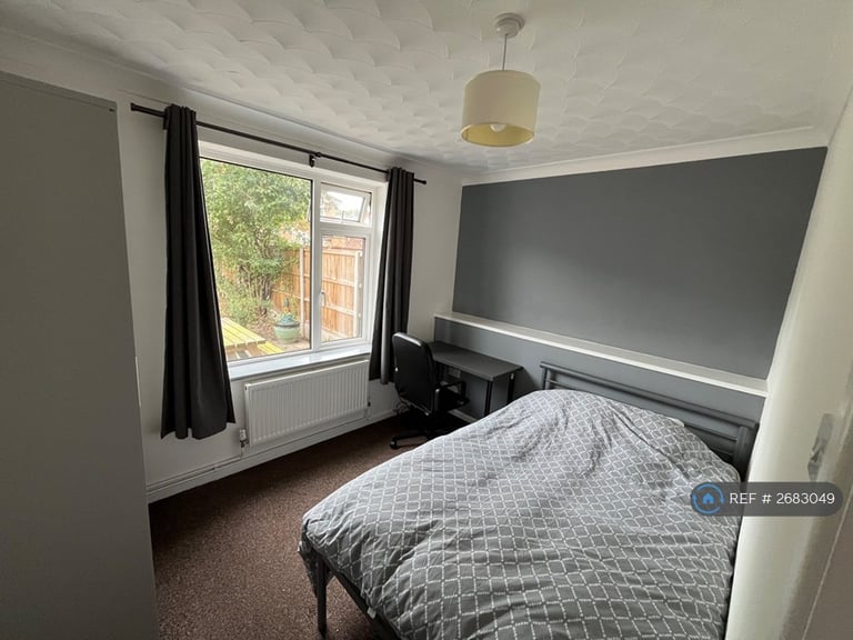 5 bedroom house in Nasmith Road, Norwich, NR4 (5 bed) (#2683049)