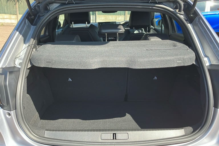  Peugeot 208 1.2 Puretech Gt Premium Hatchback 5dr Petrol Eat Euro 6 s/s 130 Ps