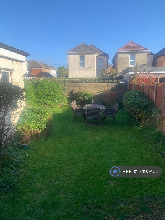 6 bedroom house in Madison Avenue, Bournemouth, BH1 (6 bed) (#2495433)