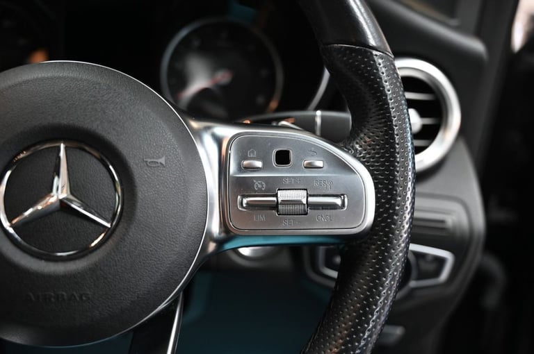 2019 Mercedes-Benz GLC 2.0 GLC220d AMG Line SUV 5dr Diesel G-Tronic+ 4MATIC Euro 6 (s/s) (194 ps)...
