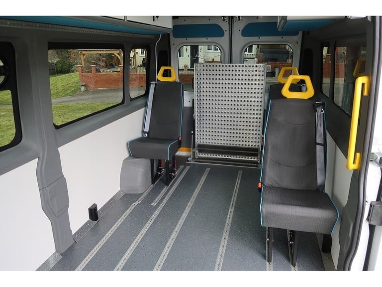2024 Peugeot Boxer 2.2 BlueHDi 335 L3 H2 Professional Premium + Wheelchair Accessible Minibus  Mi...