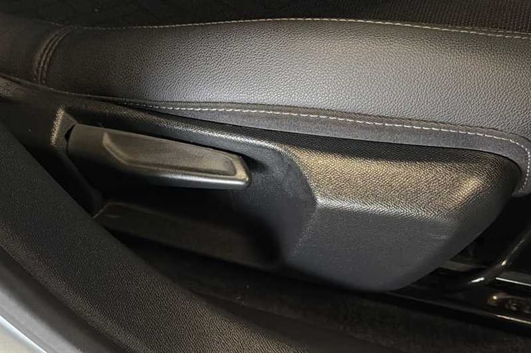 2022 Vauxhall Corsa 1.5 Turbo D Elite Edition Hatchback 5dr Diesel Manual Euro 6 (s/s) (102 ps) H...