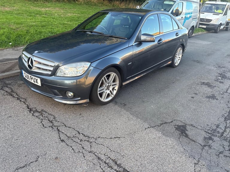 image for 2011 Mercedes-Benz C Class 2.1 C200 CDI BlueEfficiency Sport Auto Euro 5 4dr