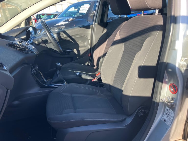 2014 Ford Fiesta 1.25 82 Zetec 5dr HATCHBACK PETROL Manual