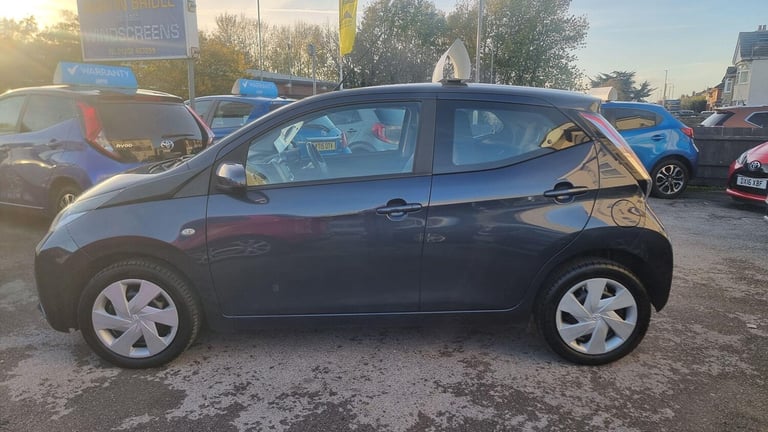 2015 Toyota AYGO 1.0 VVT-i x-play Euro 5 5dr Euro 5 HATCHBACK Petrol Manual