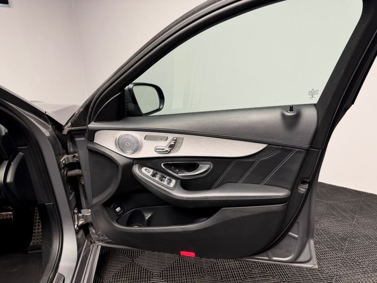 2016 Mercedes-Benz C Class 4.0 C63 V8 BiTurbo AMG (Premium) Saloon 4dr Petrol SpdS MCT Euro 6 (s/...