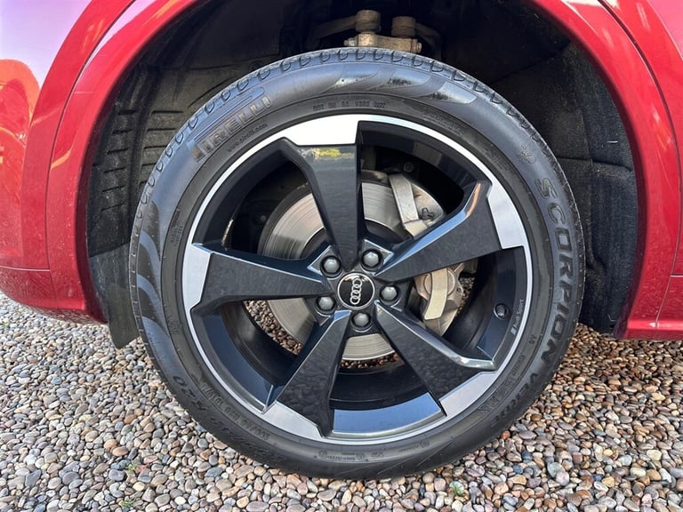 2019 Audi Q5 2.0 TDI 40 Black Edition S Tronic quattro Euro 6 (s/s) 5dr SUV Diesel Automatic