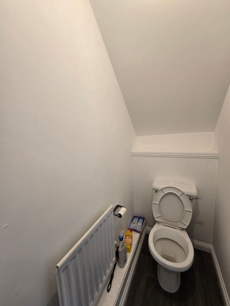 Exceptional 5-Bed, 3-Bath Home in a Premier Transport Hub Location