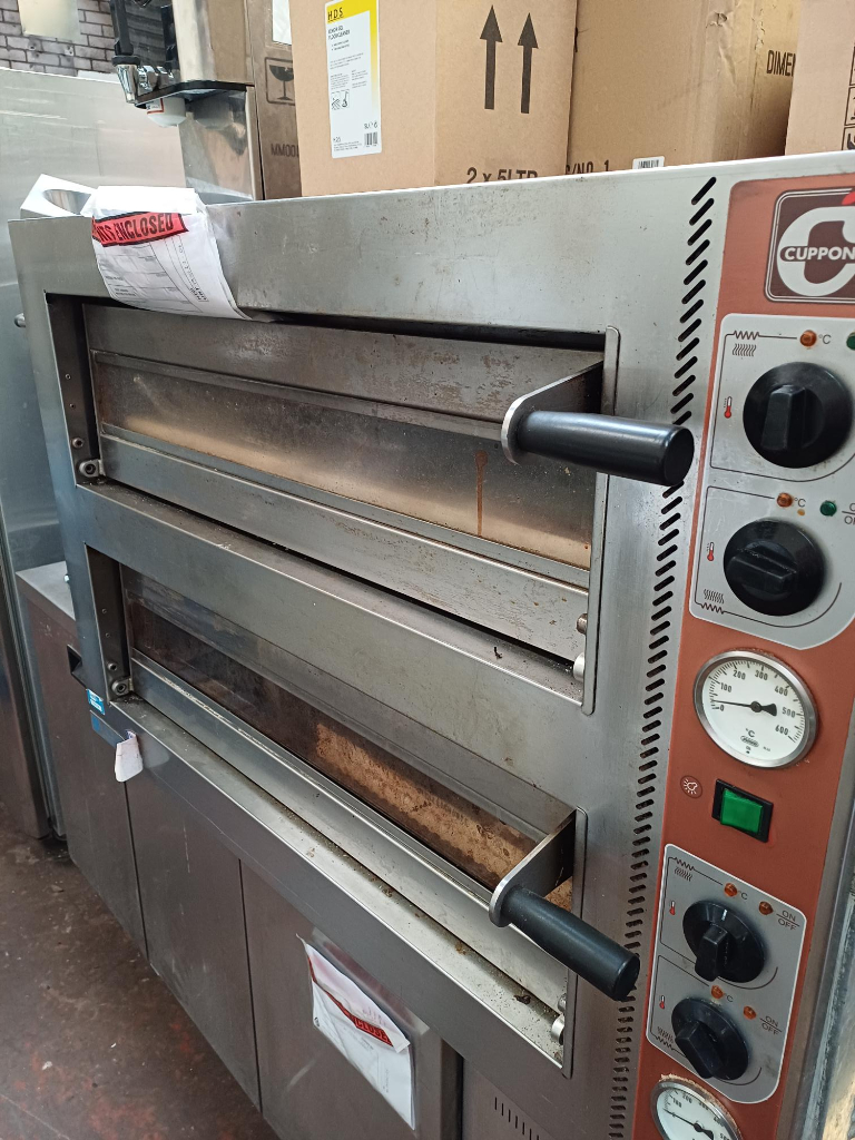 image for CUPPONE TWIN DECK PIZZA OVEN - SPARES OR REPAIR