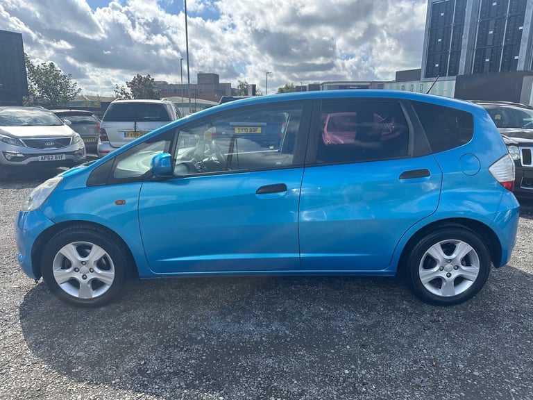 HONDA JAZZ 1.2 i-VTEC SE 5dr Manual | MOT MAY 2026 | ULEZ COMPLIANT | 2 KEYS