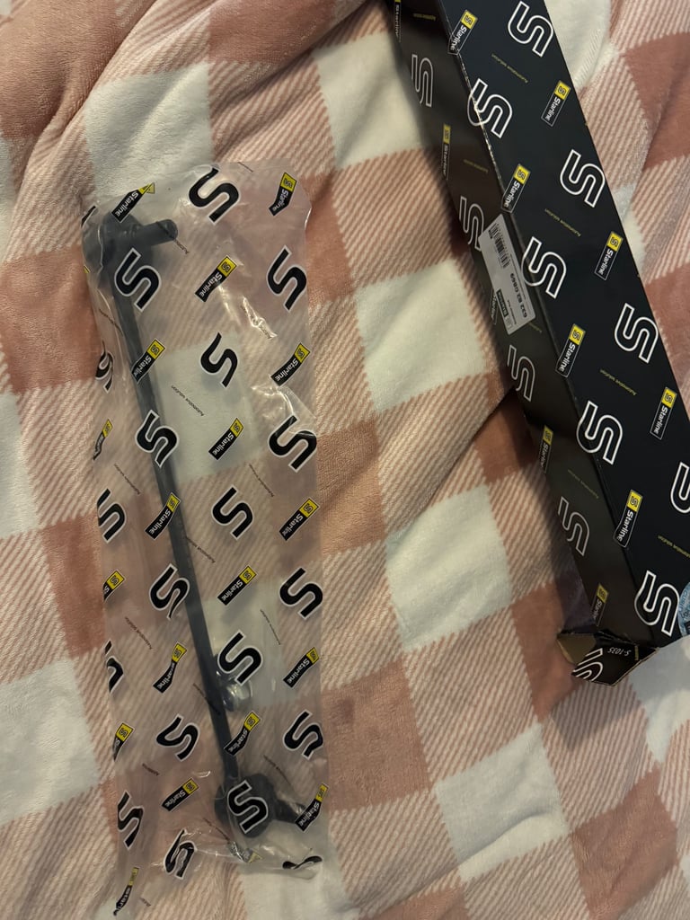 Toyota drop bar link brand new