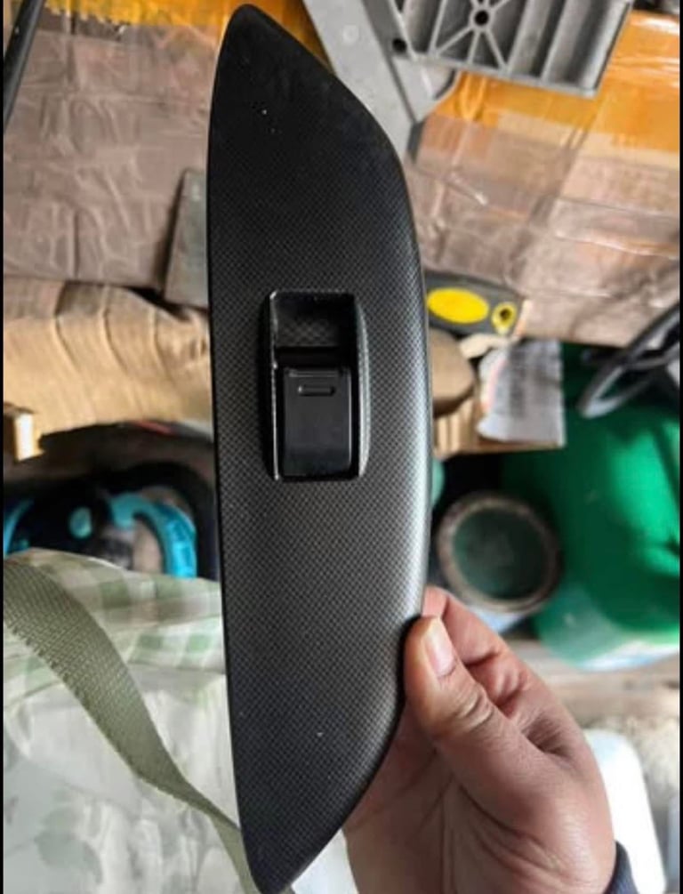 Toyota Yaris/Vitz MK1 Parts For Sale