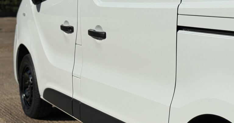 2019 Renault Trafic 1.6 dCi 27 Business+ SWB Standard Roof Euro 6 5dr Diesel