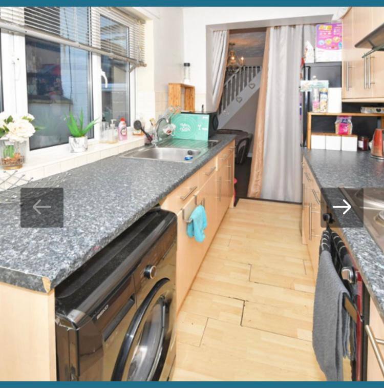 2 bedroom house to rent - available 25th November