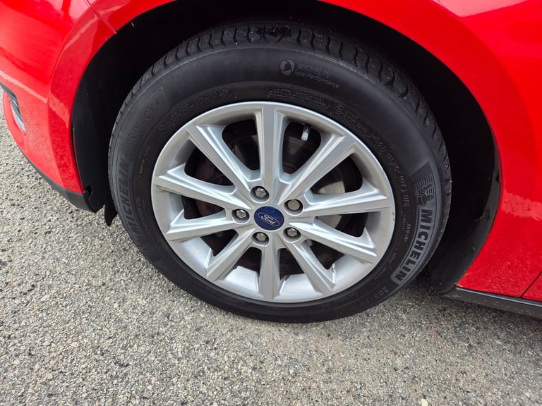 Ford, FOCUS, Hatchback, 2015, Manual, 1499 (cc), 5 doors