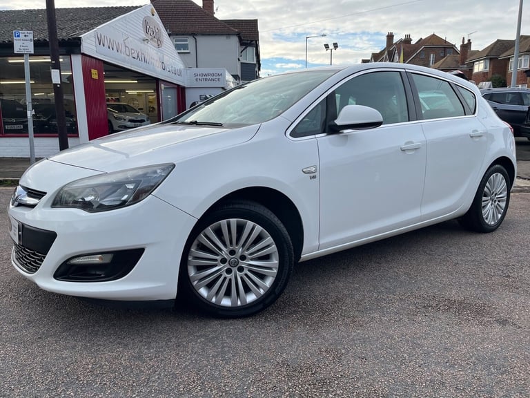 2014 Vauxhall Astra 1.6i 16V Excite 5dr HATCHBACK PETROL Manual
