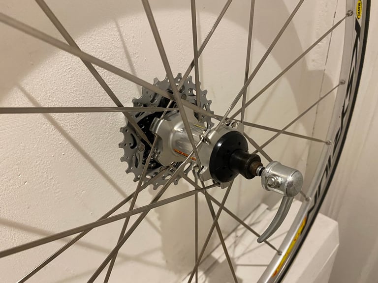 BIKE CLUB-Mavic Ksyrium Elite Silver rear wheel 