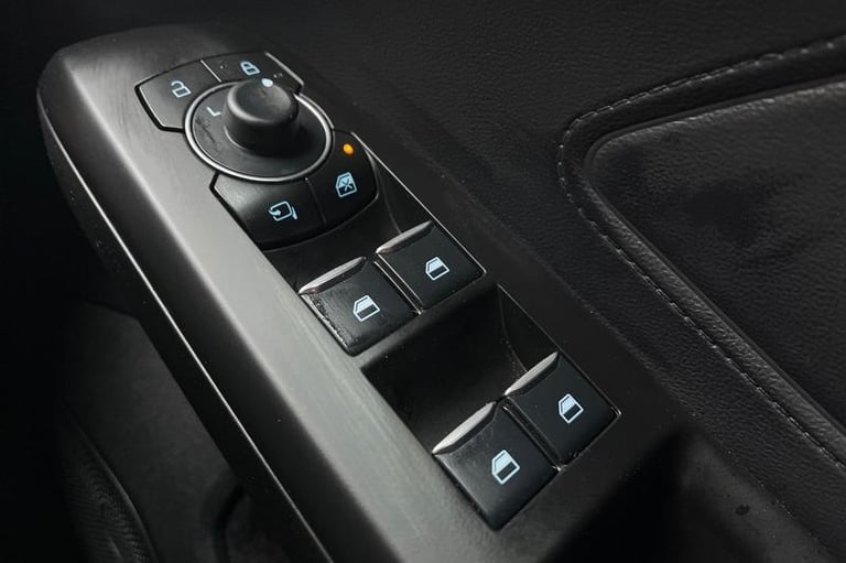 2025 Ford Focus 1.0 EcoBoost Hybrid mHEV ST-Line X 5dr HATCHBACK PETROL Manual