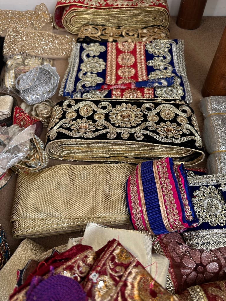 Laces & borders for dresses 