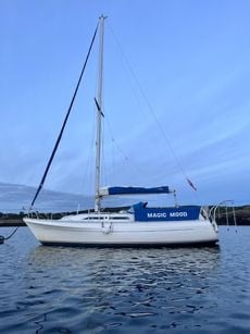 Sailing Boat - Moody 333
