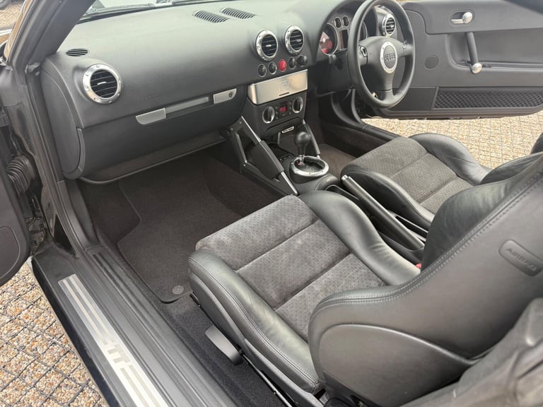 2006 Audi TT 1.8 Auto 2dr COUPE Petrol Automatic