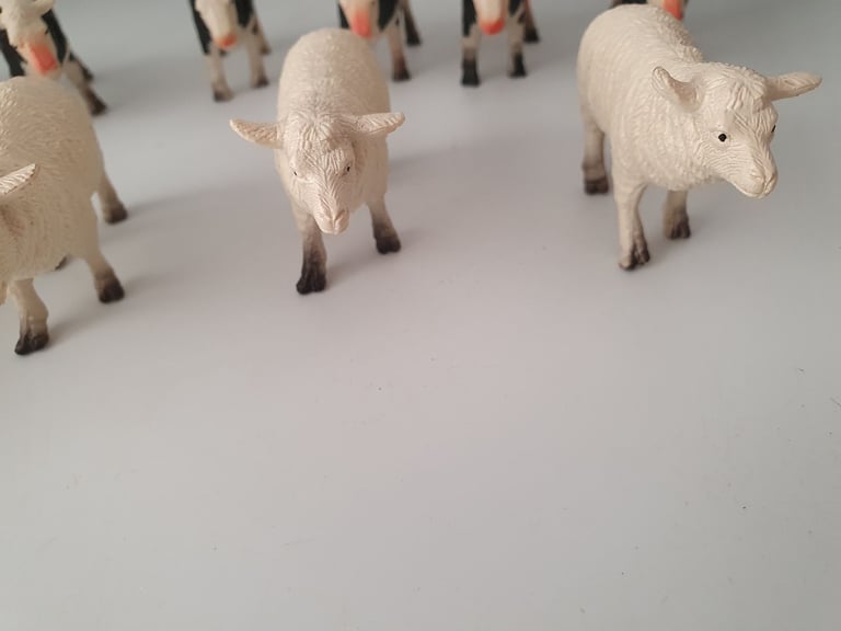 Toy Farm animals bundle 6 x sheep 9 x cows