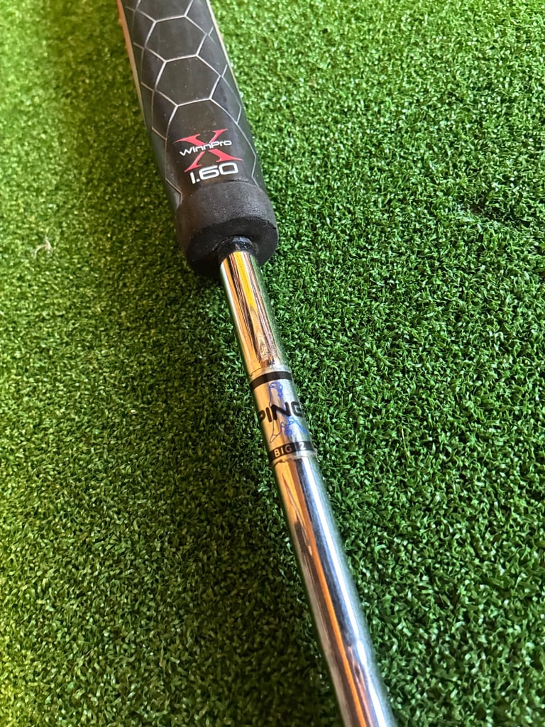Ping BZ8 putter with thick grip