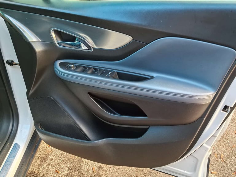 2015 Vauxhall Mokka 1.4 Mokka SE T Auto 5dr SUV Petrol Automatic