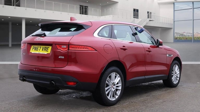 2017 Jaguar F-Pace 2.0 P250i Portfolio SUV 5dr Petrol Auto AWD Euro 6 (s/s) (250 ps) ESTATE Petro...
