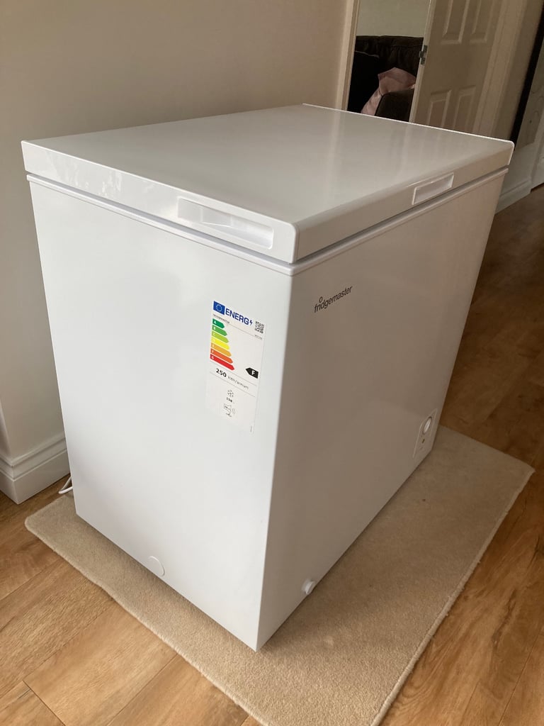 Chest freezer