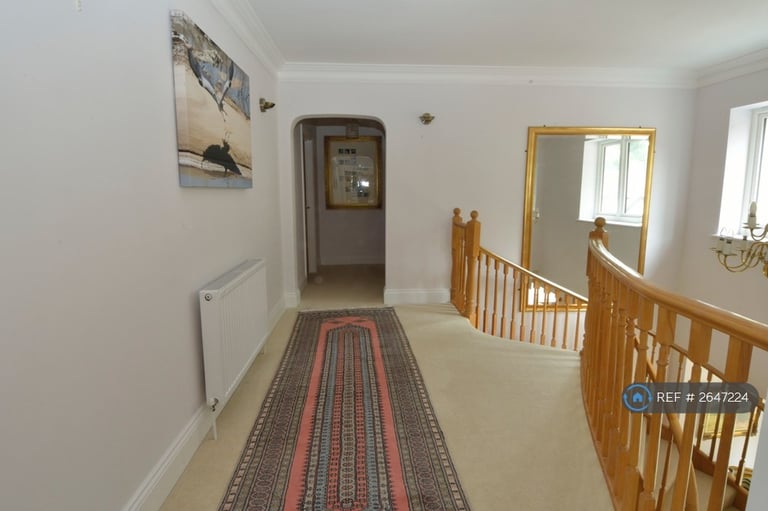 4 bedroom house in Northcourt, Pangbourne, Reading, RG8 (4 bed) (#2647224)